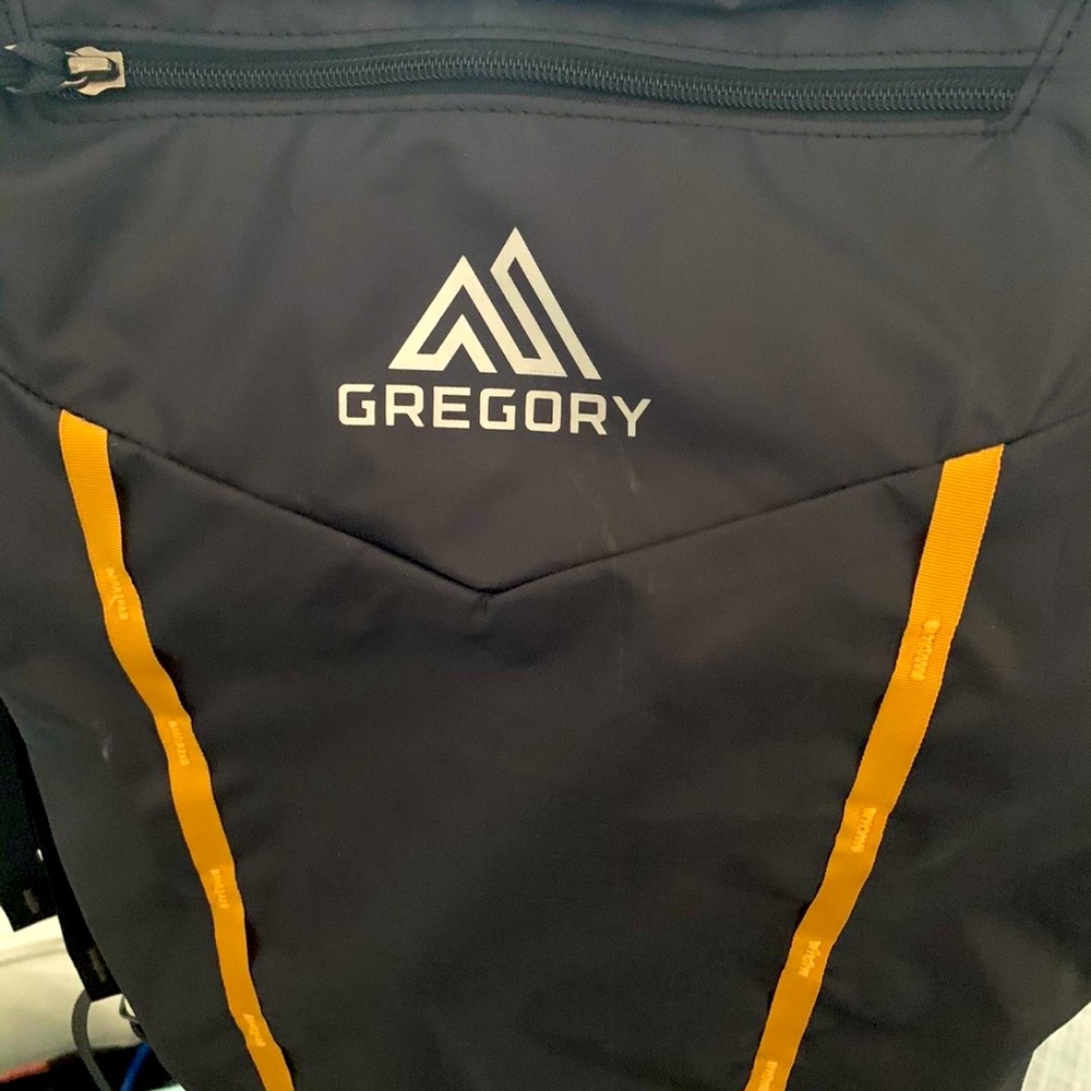 Men’s hiking/camping large capacity backpack ( GREGORY)